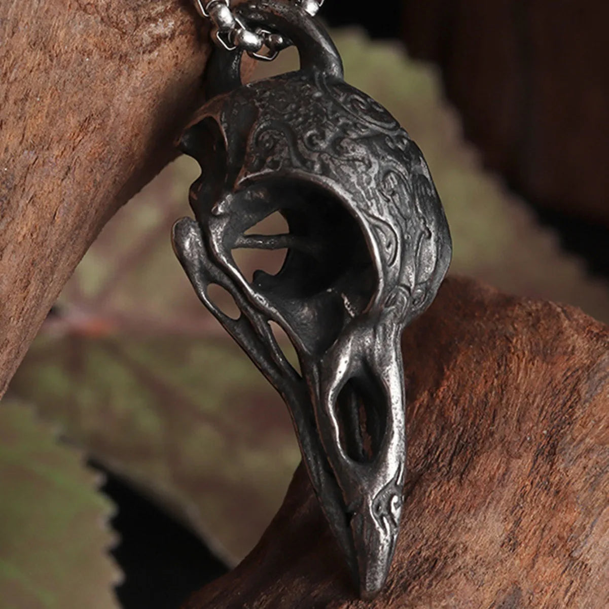 Collier Crâne de Corbeau